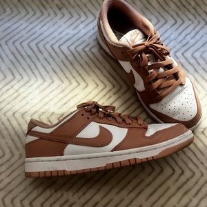 Nike Dunks, Mauve
